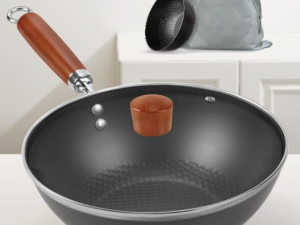 Mini Carbon Steel Wok Pan, Lightweight Flat Bottom Stir Fry Skillet for Single or Two-Person Meals
